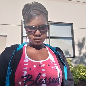 Meet your Posher, Anita